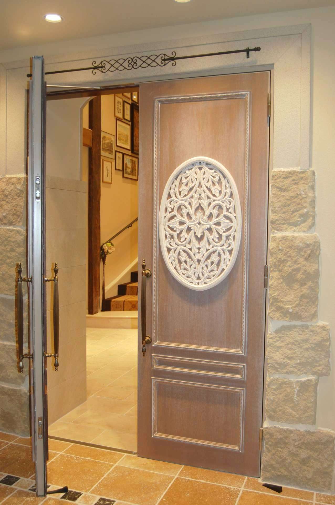 モールディング